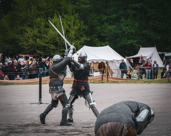 Comment se rendre au Puy du Fou depuis le camping Chausselière en Vendée ?