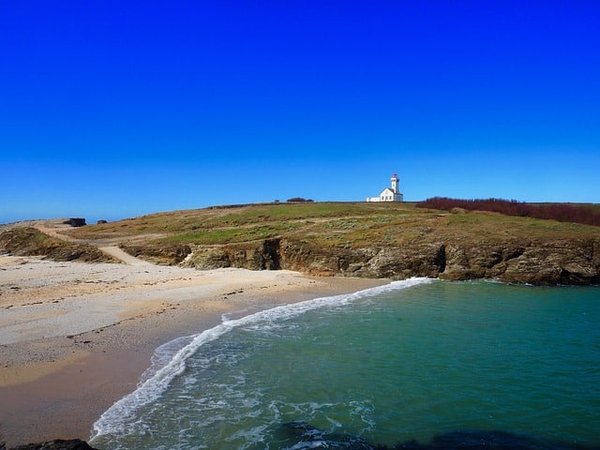 Votre Guide Ultime pour la Location de Camping-Car à Vannes et Découverte du Morbihan